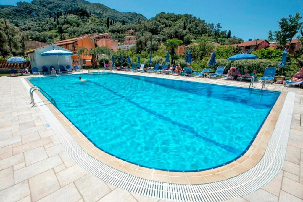 Mike'S Apartments Agios Gordios  Exteriér fotografie